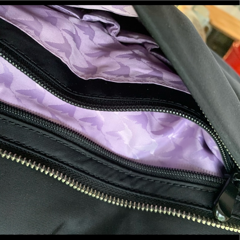 Lo&sons. BRookline crossbody /shoulder/carry on,computer iPad etc - Picture 10 of 16